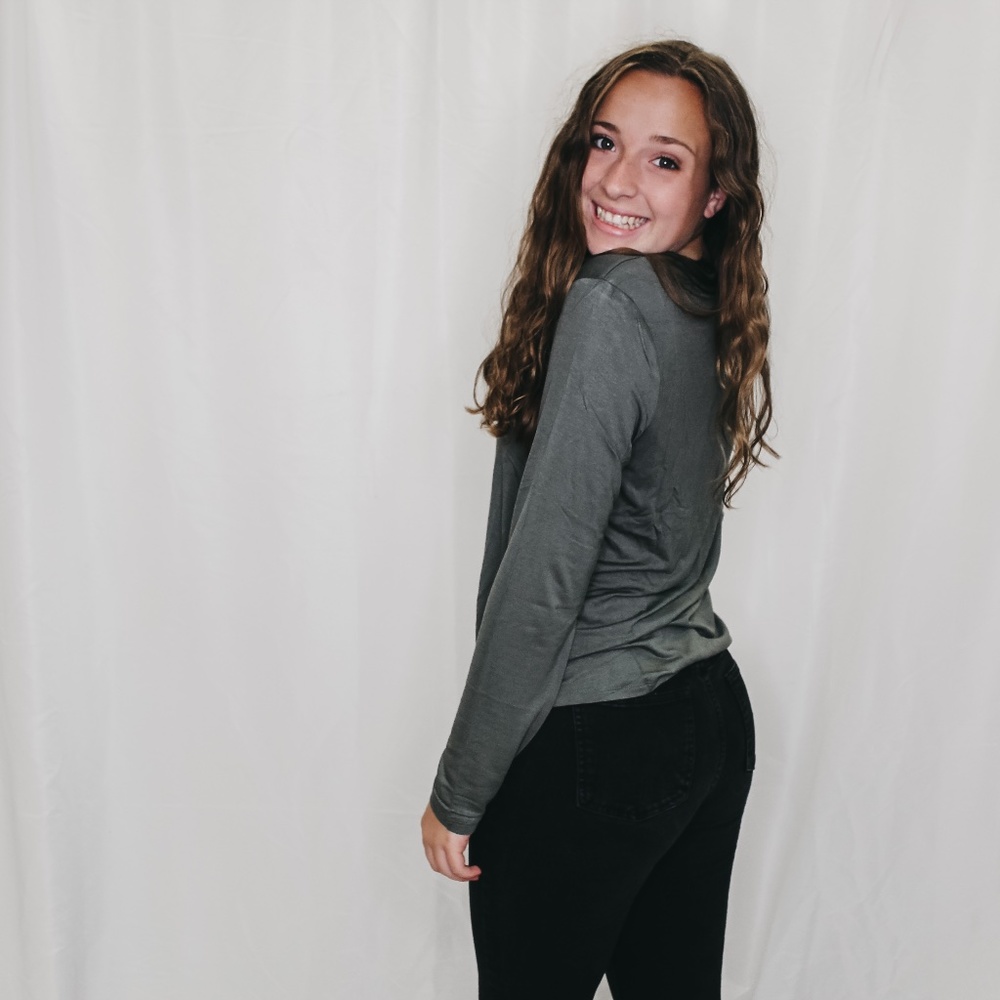 DISTRESSED LONG SLEEVE TEE NWT